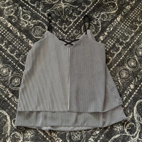 Tank top - Picture 2 of 3